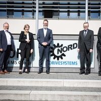 Minister of Economic Affairs visits NORD DRIVESYSTEMS in Bargteheide