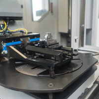 HERMLE HS flex hybrid mit HWR Spannerhandling erhältlich