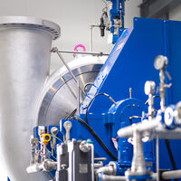 Turbo compressors with integrated gearbox