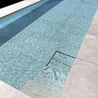 Powerful drive for movable floors