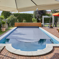 Mit Rollladensystemen von WaterBeck den Pool sanieren